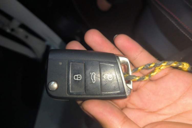 Used Volkswagen Tayron 2021 280TSI Two-Wheel Drive Luxury Smart Connectivity Version Vehicle Key