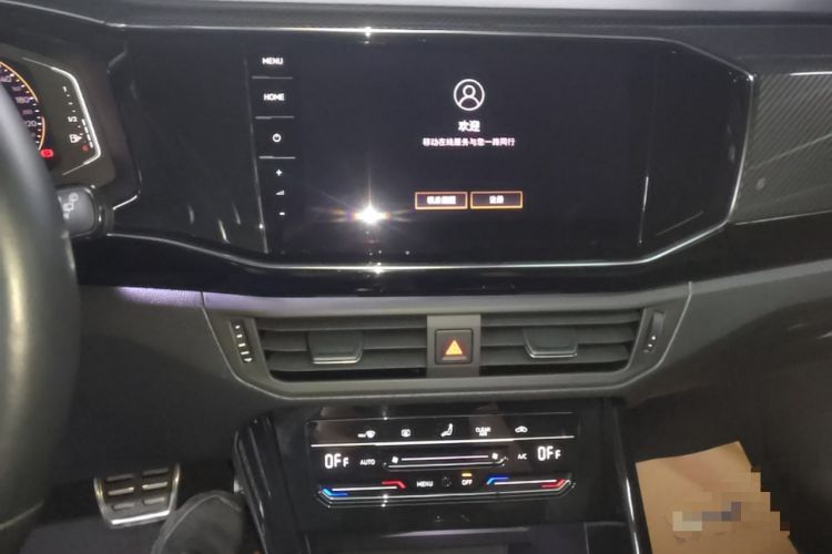 Used Volkswagen Tayron 2022 380TSI Four-Wheel Drive R-Line Connected Version Audio And AC Panel