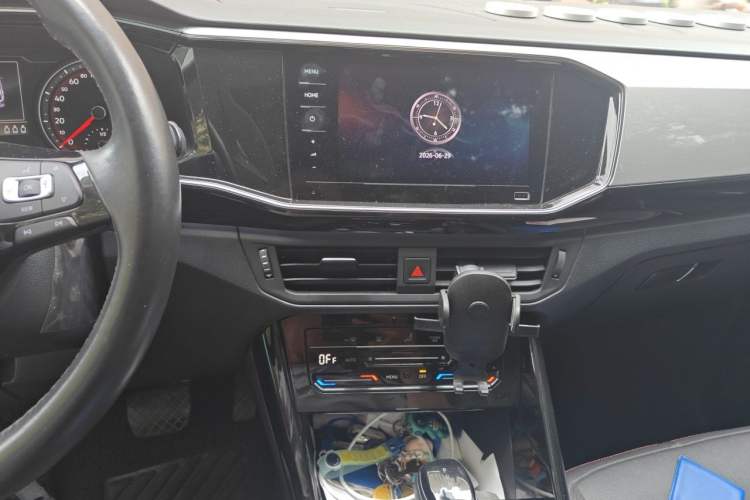 Used Volkswagen Tayron 2022 280TSI Two-Wheel Drive Luxury Smart Connectivity Version Audio And AC Panel
