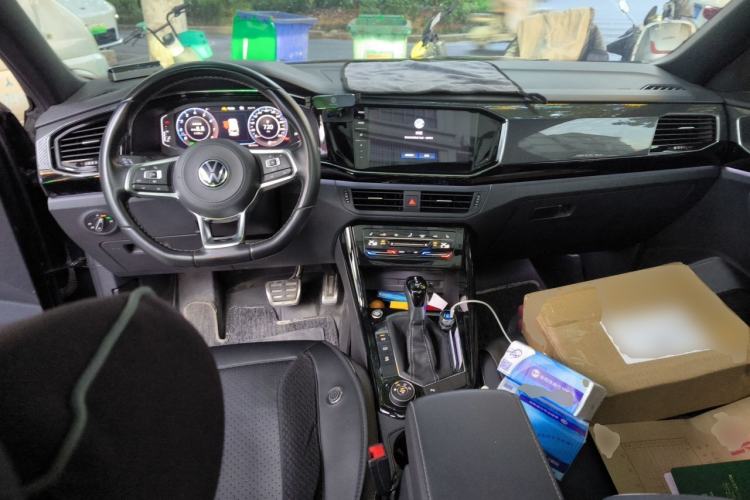 Used Volkswagen Tayron 2022 380TSI Four-Wheel Drive R-Line Connected Version Center Console
