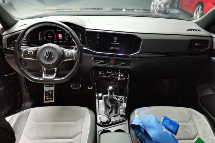 Used Volkswagen Tayron 2022 380TSI Four-Wheel Drive R-Line Connected Version Center Console