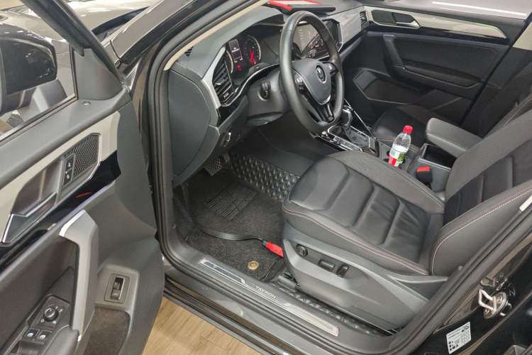 Used Volkswagen Tayron 2022 330TSI Two-Wheel Drive Luxury Smart Connectivity Version Driver Seat