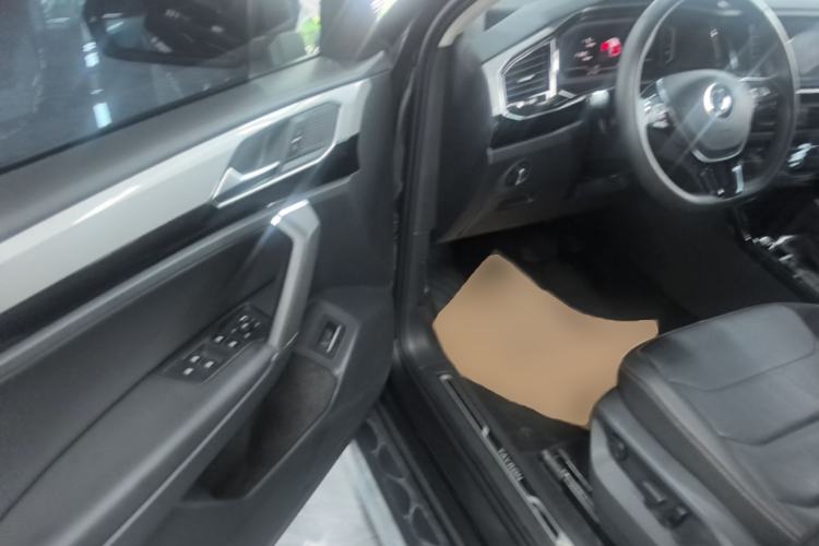 Used Volkswagen Tayron 2022 330TSI Two-Wheel Drive Luxury Smart Connectivity Version Driver Seat