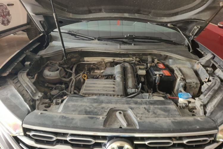 Used Volkswagen Tayron 2022 280TSI Two-Wheel Drive Luxury Smart Connectivity Version Engine Bay