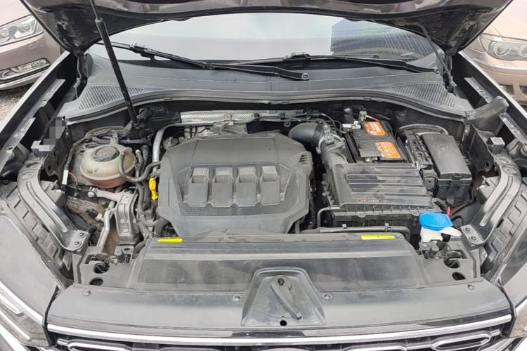 Used Volkswagen Tayron 2022 330TSI Two-Wheel Drive Luxury Smart Connectivity Version Engine Bay