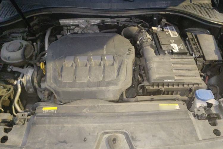 Used Volkswagen Tayron 2022 330TSI Two-Wheel Drive Luxury Smart Connectivity Version Engine Bay
