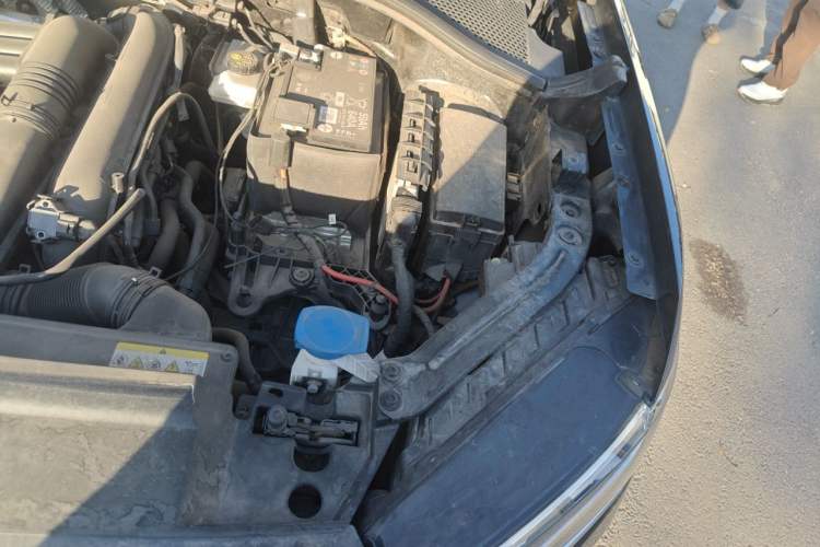Used Volkswagen Tayron 2022 280TSI Two-Wheel Drive Luxury Smart Connectivity Version Engine Bay Left