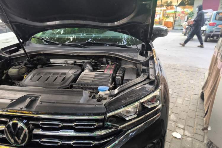 Used Volkswagen Tayron 2022 380TSI Four-Wheel Drive R-Line Connected Version Engine Bay Left