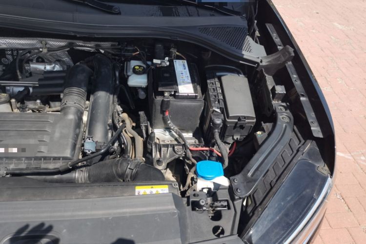 Used Volkswagen Tayron 2022 280TSI Two-Wheel Drive Luxury Smart Connectivity Version Engine Bay Left