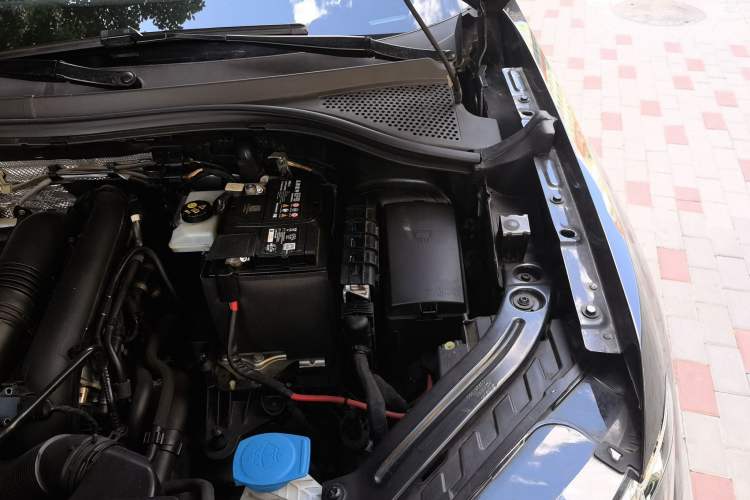Used Volkswagen Tayron 2022 280TSI Two-Wheel Drive Luxury Smart Connectivity Version Engine Bay Left