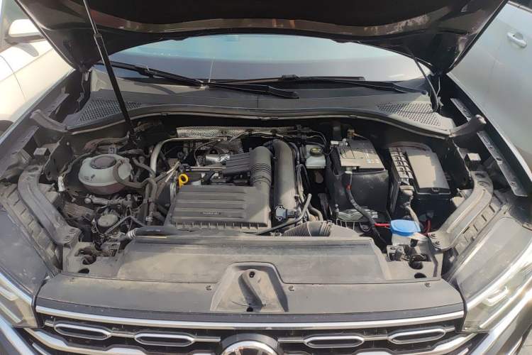 Used Volkswagen Tayron 2022 280TSI Two-Wheel Drive Luxury Smart Connectivity Version Engine Bay