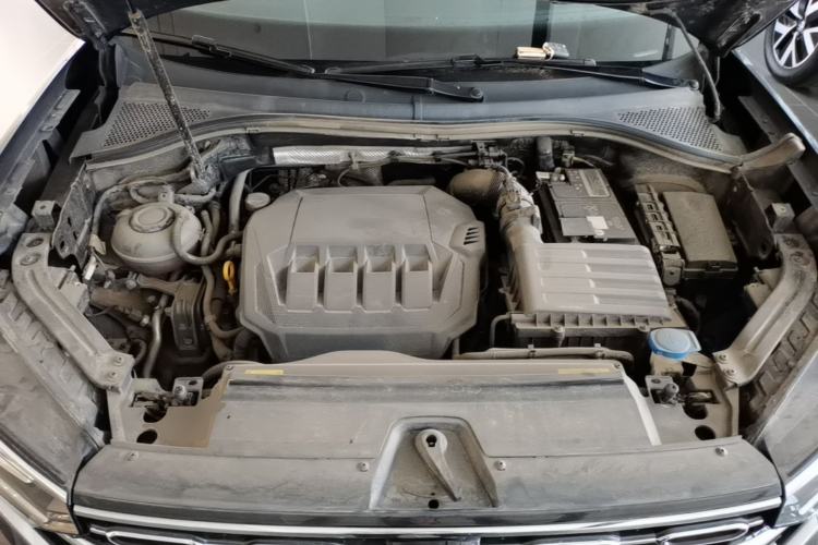 Used Volkswagen Tayron 2022 330TSI Two-Wheel Drive Luxury Smart Connectivity Version Engine Bay