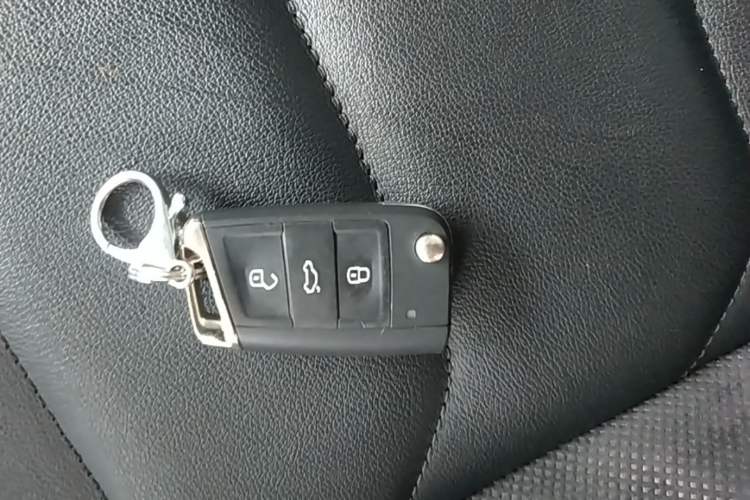 Used Volkswagen Tayron 2022 330TSI Two-Wheel Drive Luxury Smart Connectivity Version Interior 1