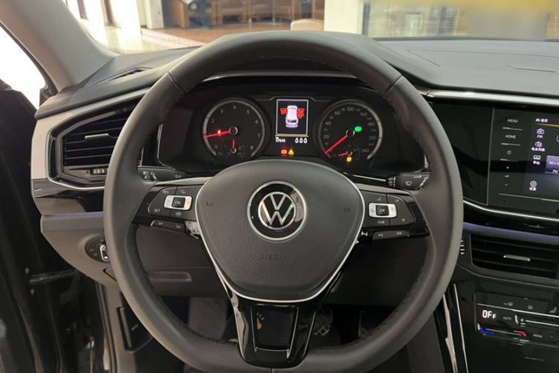 Used Volkswagen Tayron 2022 280TSI Two-Wheel Drive Luxury Smart Connectivity Version Interior 2