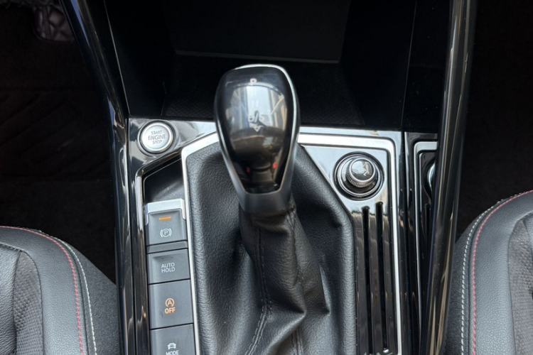 Used Volkswagen Tayron 2022 280TSI Two-Wheel Drive Luxury Smart Connectivity Version Interior 5