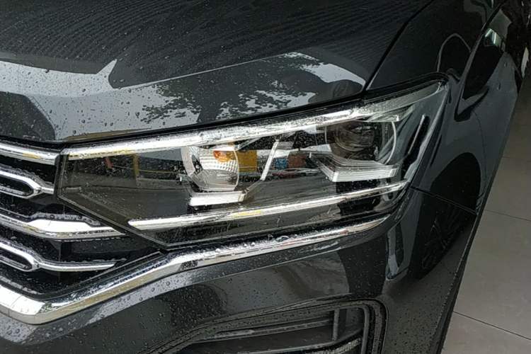 Used Volkswagen Tayron 2022 330TSI Two-Wheel Drive Luxury Smart Connectivity Version Left Front Headlight