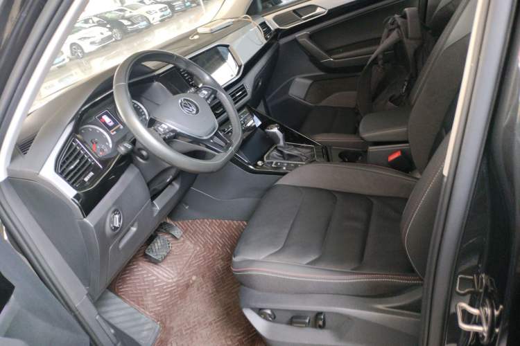 Used Volkswagen Tayron 2022 280TSI Two-Wheel Drive Luxury Smart Connectivity Version Left Front Seat