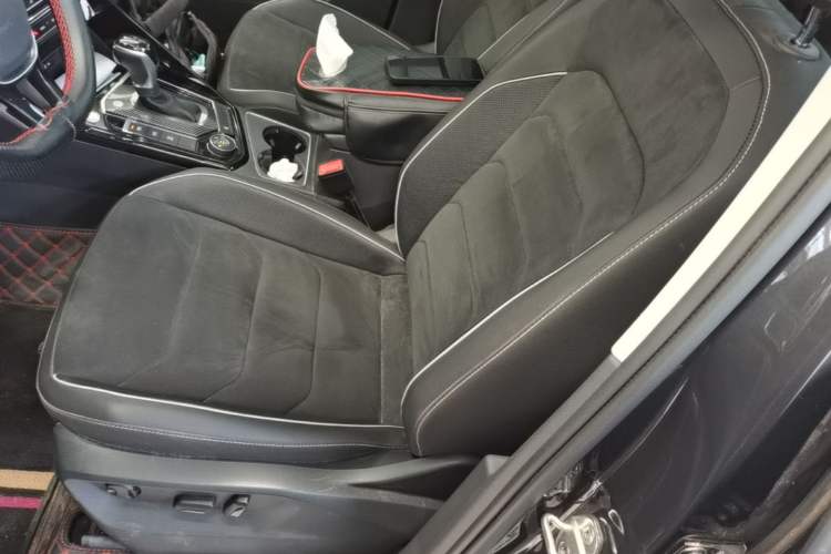 Used Volkswagen Tayron 2022 380TSI Four-Wheel Drive Luxury Connected Pro Version Left Front Seat