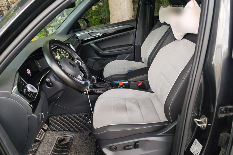 Used Volkswagen Tayron 2022 380TSI Four-Wheel Drive R-Line Connected Version Left Front Seat