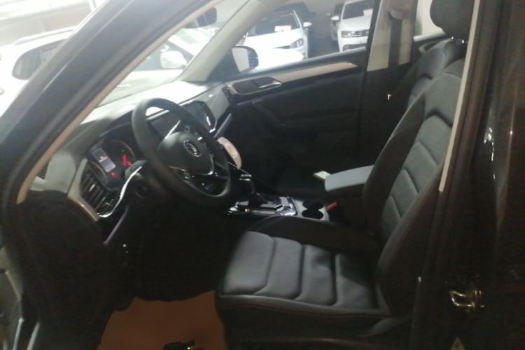 Used Volkswagen Tayron 2022 280TSI Two-Wheel Drive Luxury Smart Connectivity Version Left Front Seat