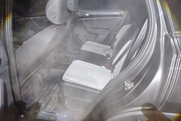 Used Volkswagen Tayron 2022 380TSI Four-Wheel Drive R-Line Connected Version Left Rear Seat