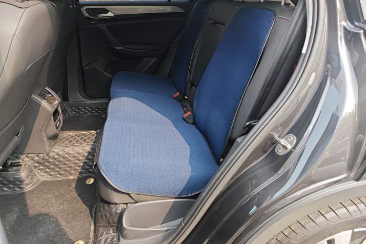 Used Volkswagen Tayron 2022 280TSI Two-Wheel Drive Luxury Smart Connectivity Version Left Rear Seat