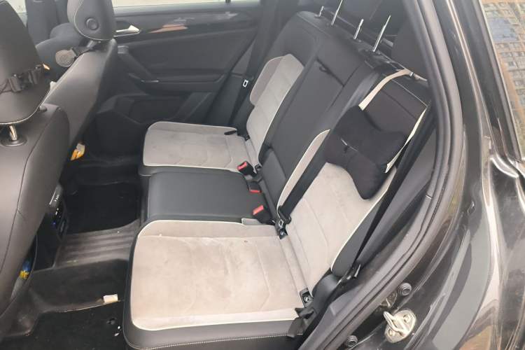 Used Volkswagen Tayron 2022 380TSI Four-Wheel Drive R-Line Connected Version Left Rear Seat