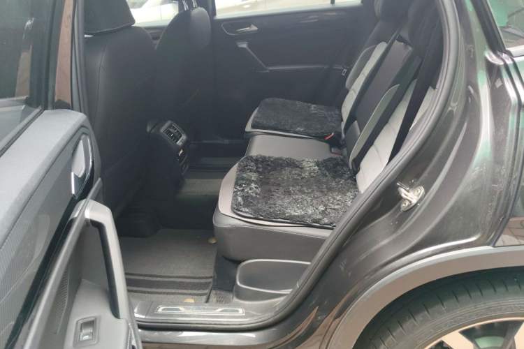 Used Volkswagen Tayron 2022 380TSI Four-Wheel Drive R-Line Connected Version Left Rear Seat