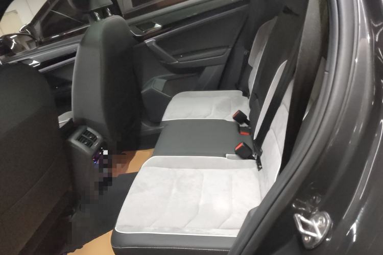 Used Volkswagen Tayron 2022 380TSI Four-Wheel Drive R-Line Connected Version Left Rear Seat