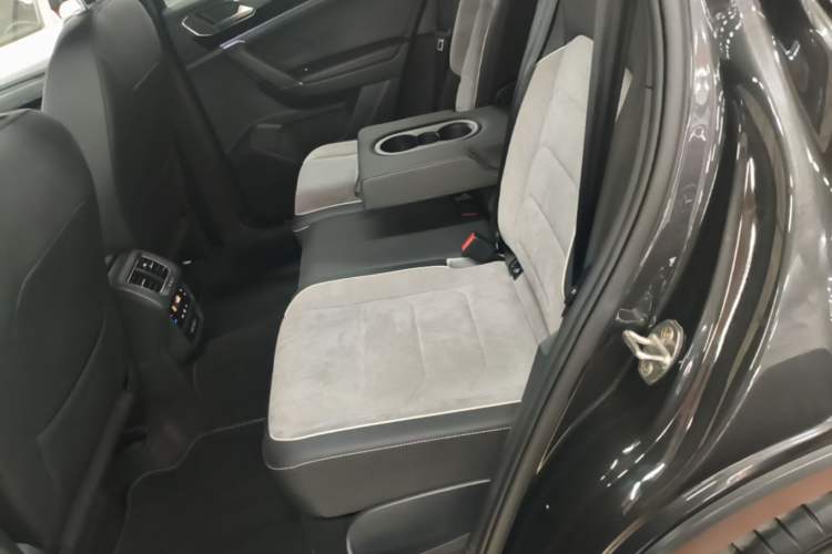 Used Volkswagen Tayron 2022 380TSI Four-Wheel Drive R-Line Connected Version Left Rear Seat