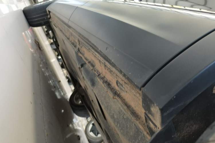 Used Volkswagen Tayron 2022 380TSI Four-Wheel Drive Luxury Connected Pro Version Left Side Sill