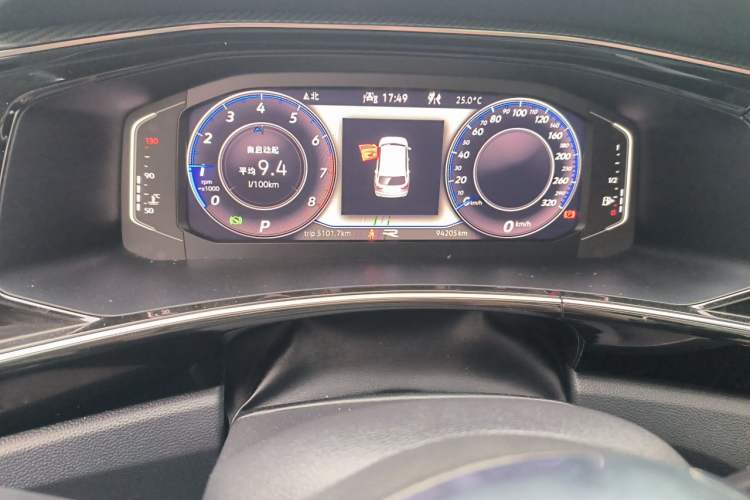 Used Volkswagen Tayron 2022 380TSI Four-Wheel Drive R-Line Connected Version Odometer Close Up