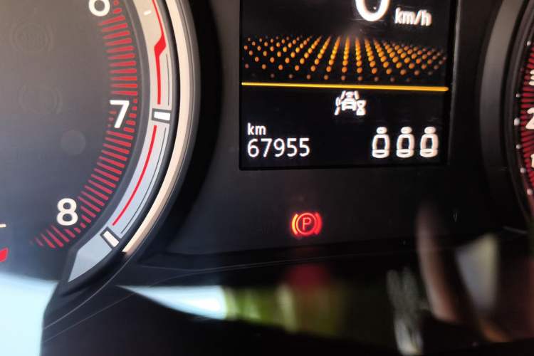 Used Volkswagen Tayron 2022 280TSI Two-Wheel Drive Luxury Smart Connectivity Version Odometer Close Up