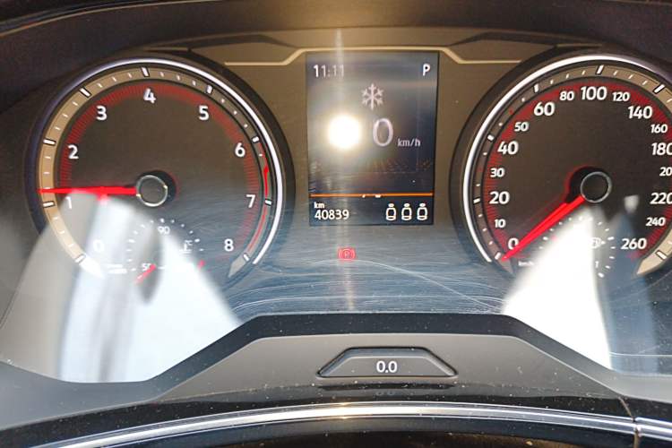 Used Volkswagen Tayron 2022 280TSI Two-Wheel Drive Luxury Smart Connectivity Version Odometer Close Up