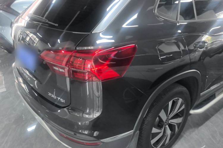 Used Volkswagen Tayron 2022 330TSI Two-Wheel Drive Luxury Smart Connectivity Version Rear Right 45 Deg