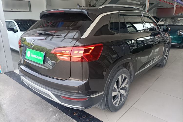 Used Volkswagen Tayron 2022 330TSI Two-Wheel Drive Luxury Connect Plus Version Rear Right 45 Deg