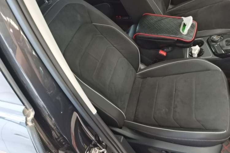 Used Volkswagen Tayron 2022 380TSI Four-Wheel Drive Luxury Connected Pro Version Right Front Seat