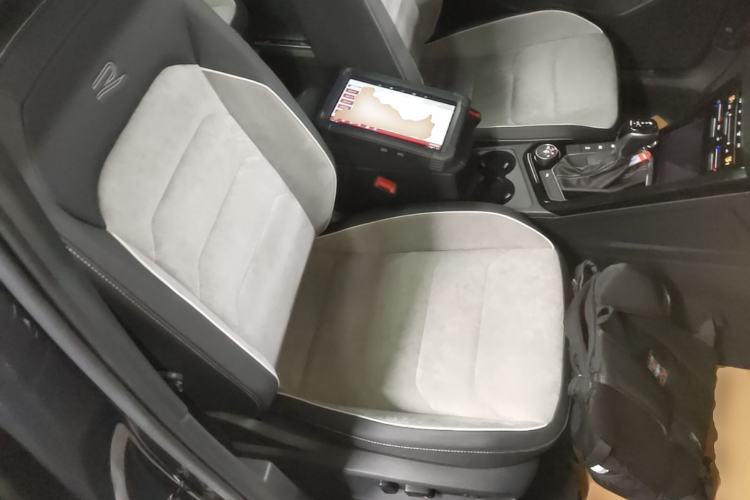 Used Volkswagen Tayron 2022 380TSI Four-Wheel Drive R-Line Connected Version Right Front Seat