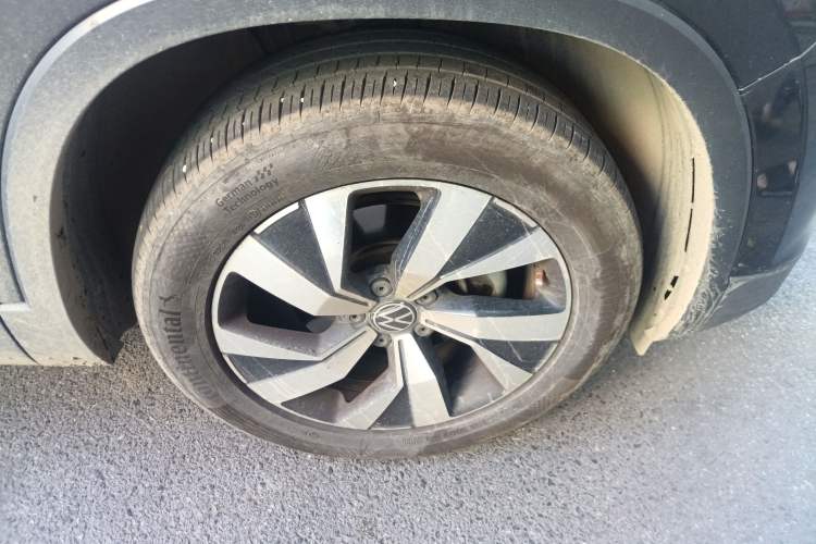 Used Volkswagen Tayron 2022 280TSI Two-Wheel Drive Luxury Smart Connectivity Version Right Front Wheel Hub