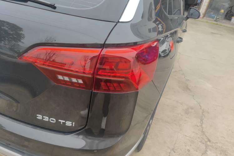 Used Volkswagen Tayron 2022 330TSI Two-Wheel Drive Luxury Connect Plus Version Right Rear Taillight