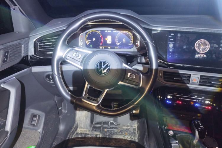 Used Volkswagen Tayron 2022 380TSI Four-Wheel Drive R-Line Connected Version Steering Wheel