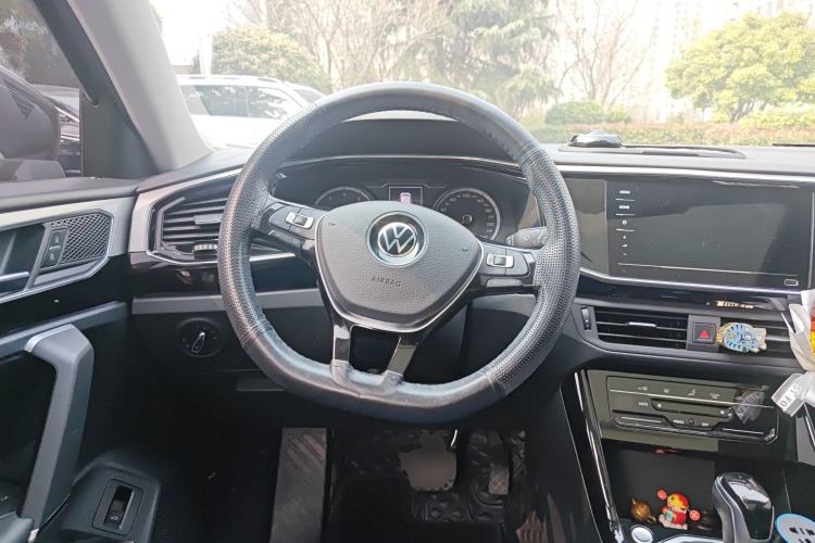 Used Volkswagen Tayron 2022 280TSI Two-Wheel Drive Luxury Smart Connectivity Version Steering Wheel