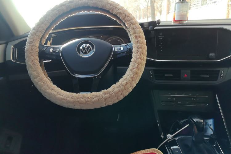 Used Volkswagen Tayron 2022 280TSI Two-Wheel Drive Luxury Smart Connectivity Version Steering Wheel