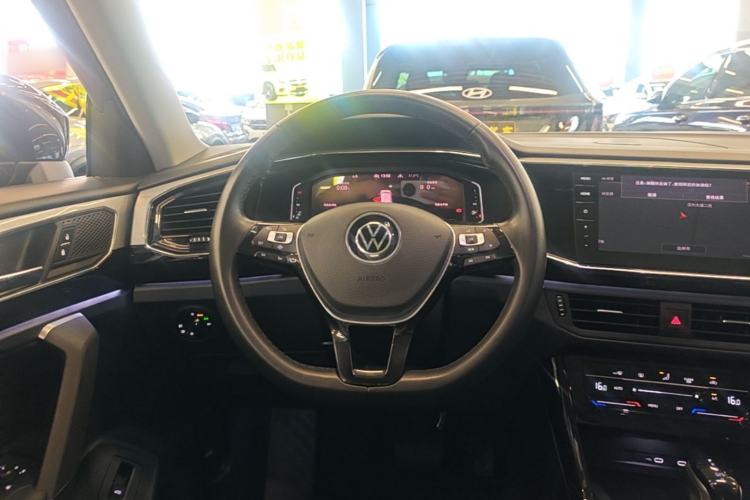 Used Volkswagen Tayron 2022 330TSI Two-Wheel Drive Luxury Smart Connectivity Version Steering Wheel