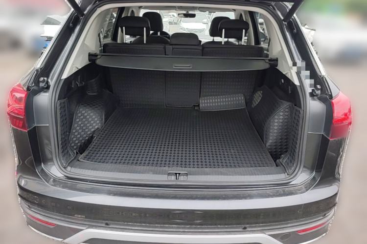 Used Volkswagen Tayron 2022 330TSI Two-Wheel Drive Luxury Smart Connectivity Version Trunk