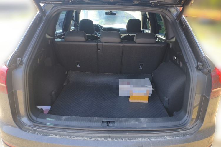 Used Volkswagen Tayron 2022 380TSI Four-Wheel Drive R-Line Connected Version Trunk