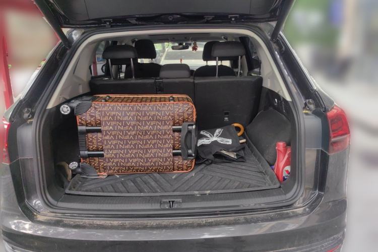 Used Volkswagen Tayron 2022 330TSI Two-Wheel Drive Luxury Smart Connectivity Version Trunk
