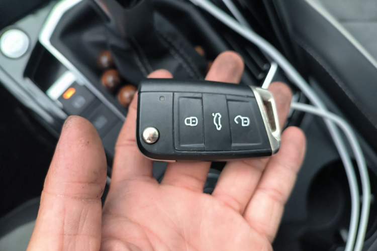 Used Volkswagen Tayron 2022 380TSI Four-Wheel Drive R-Line Connected Version Vehicle Key