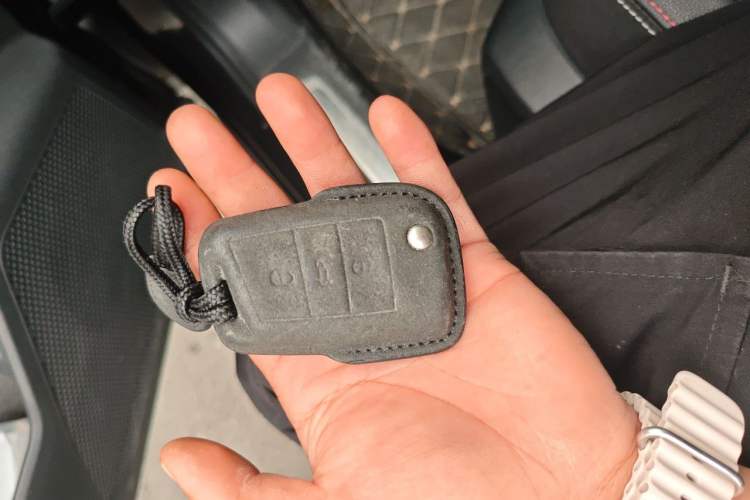 Used Volkswagen Tayron 2022 280TSI Two-Wheel Drive Luxury Smart Connectivity Version Vehicle Key
