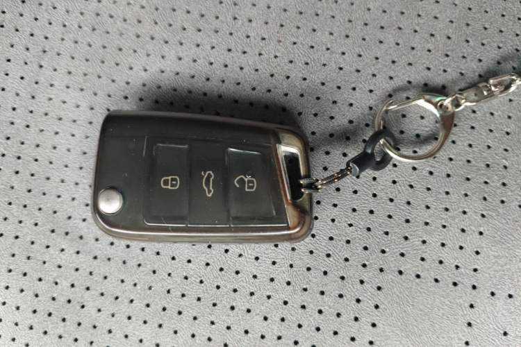 Used Volkswagen Tayron 2022 380TSI Four-Wheel Drive R-Line Connected Version Vehicle Key